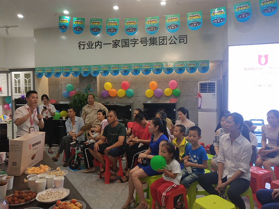 熱烈祝賀佳歌集成灶廣西扶綏店開業(yè)試營業(yè)活動圓滿成功！火爆全城