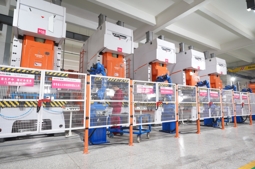 今天，一不小心就潛入了一家工廠……