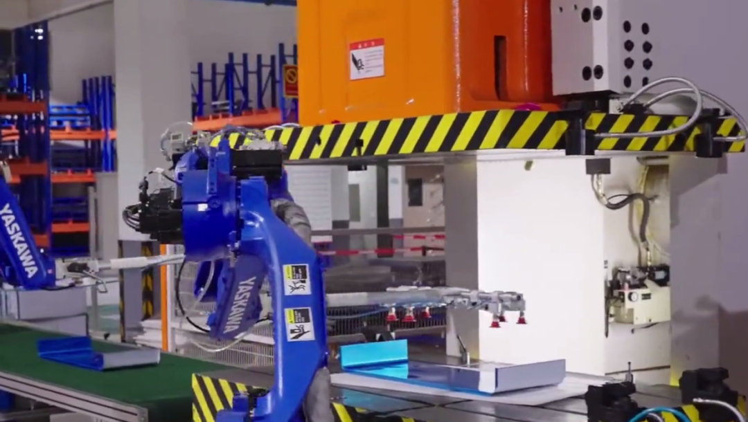 狂攬63家新商！“星耀佳歌·一路佟行——佳歌集成灶線上直播財富峰會”完美收官！