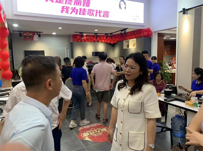 【喜報(bào)】佳歌集成灶廣東茂名專賣店盛大開業(yè)！現(xiàn)場成交30單！