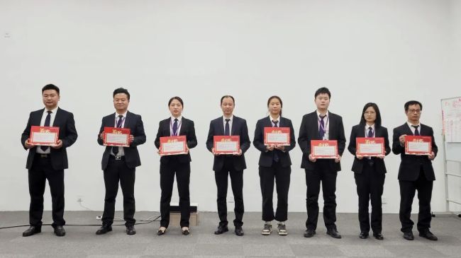 佳歌集成灶第二屆【千店大商】財(cái)富峰會(huì)啟動(dòng)會(huì)順利召開！