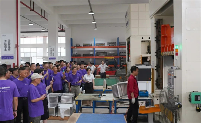 佳歌集成灶“好品質(zhì)，始終如一”的『斤斤計(jì)較』