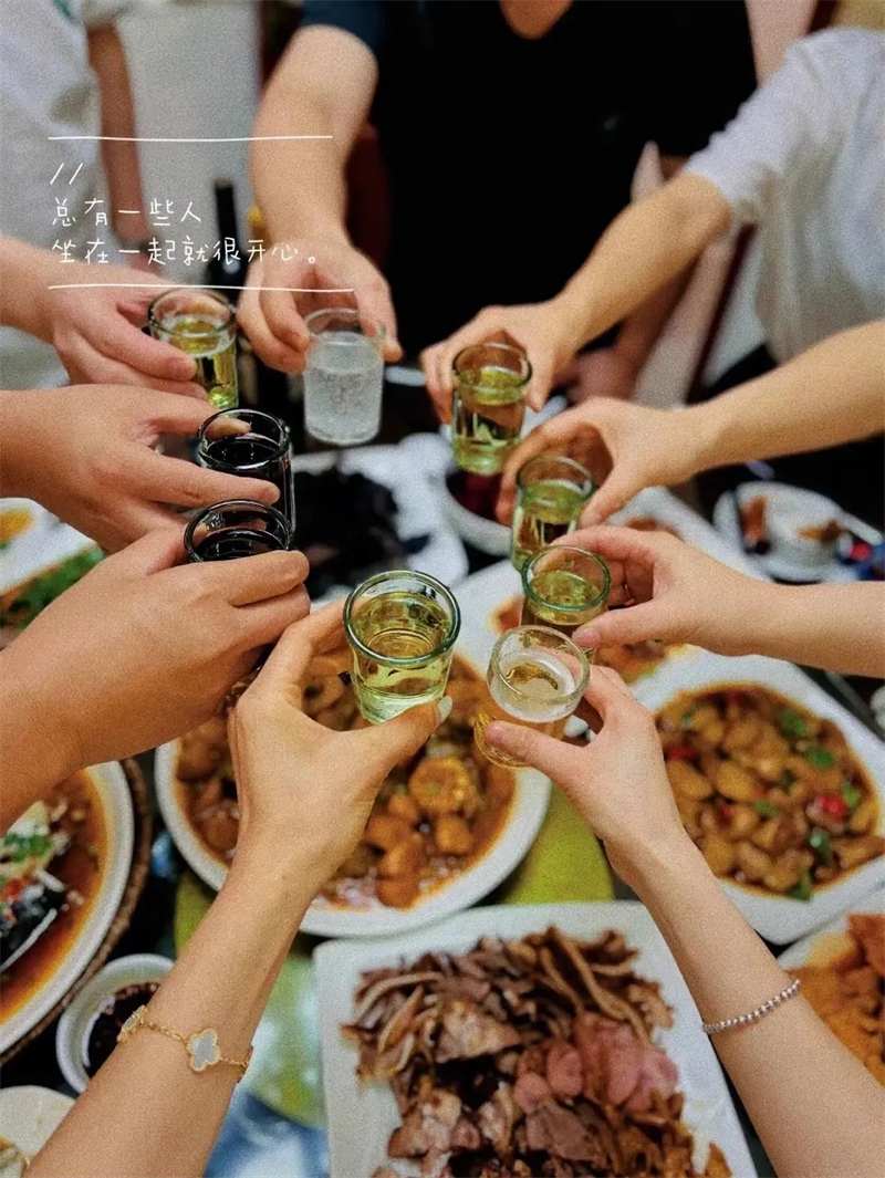 假期朋友小聚，家宴依然是最高級別的款待